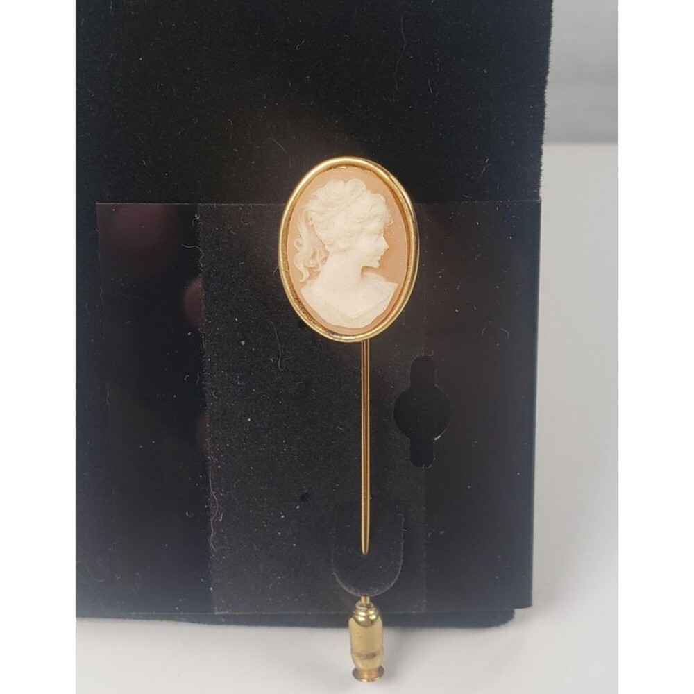 Vintage Cameo  Gold Tone  2.5" Long Stick Pin Hat Pin Brooch